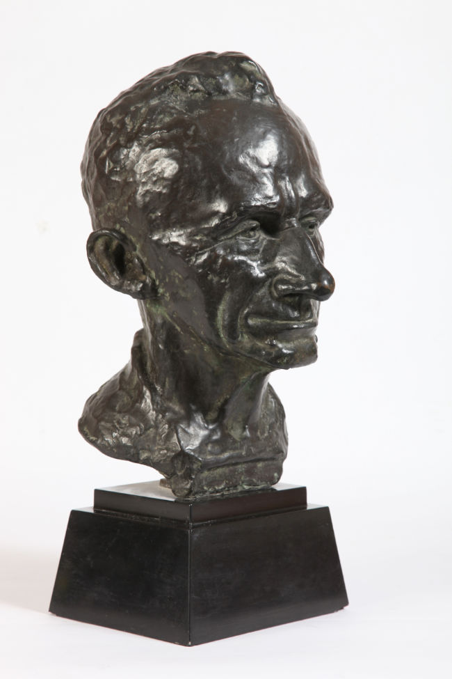 CAG.0696 Breda O’Donoghue-Lucci, Seán O’Hegarty, 1947, bronze, 46 x 19 x 23 cm. Presented, the Artist, 1967. © the artist’s estate