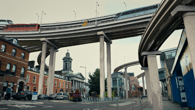 The Sprawling Octopus of an Elevated Highway (2022) Film still © Michelle Delea